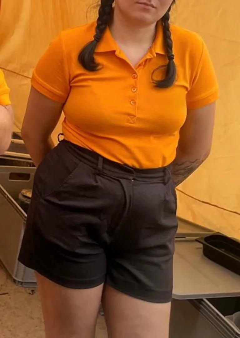 Przemiany klientów - Emilia przed rozpoczęciem treningów personalnych z Patrykiem Michałkiem.